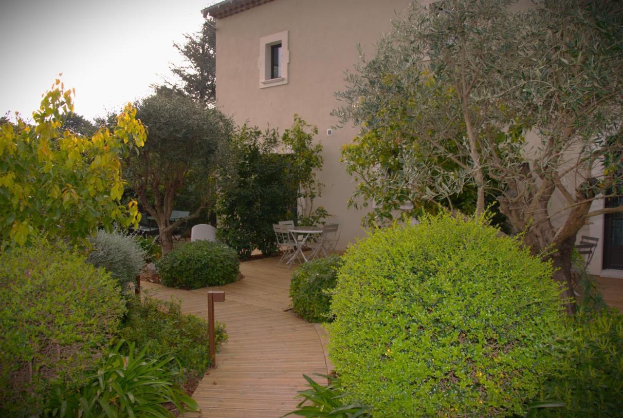 فينوف ليز أفيجْنْ La Villa Dupont D'Avignon المظهر الخارجي الصورة