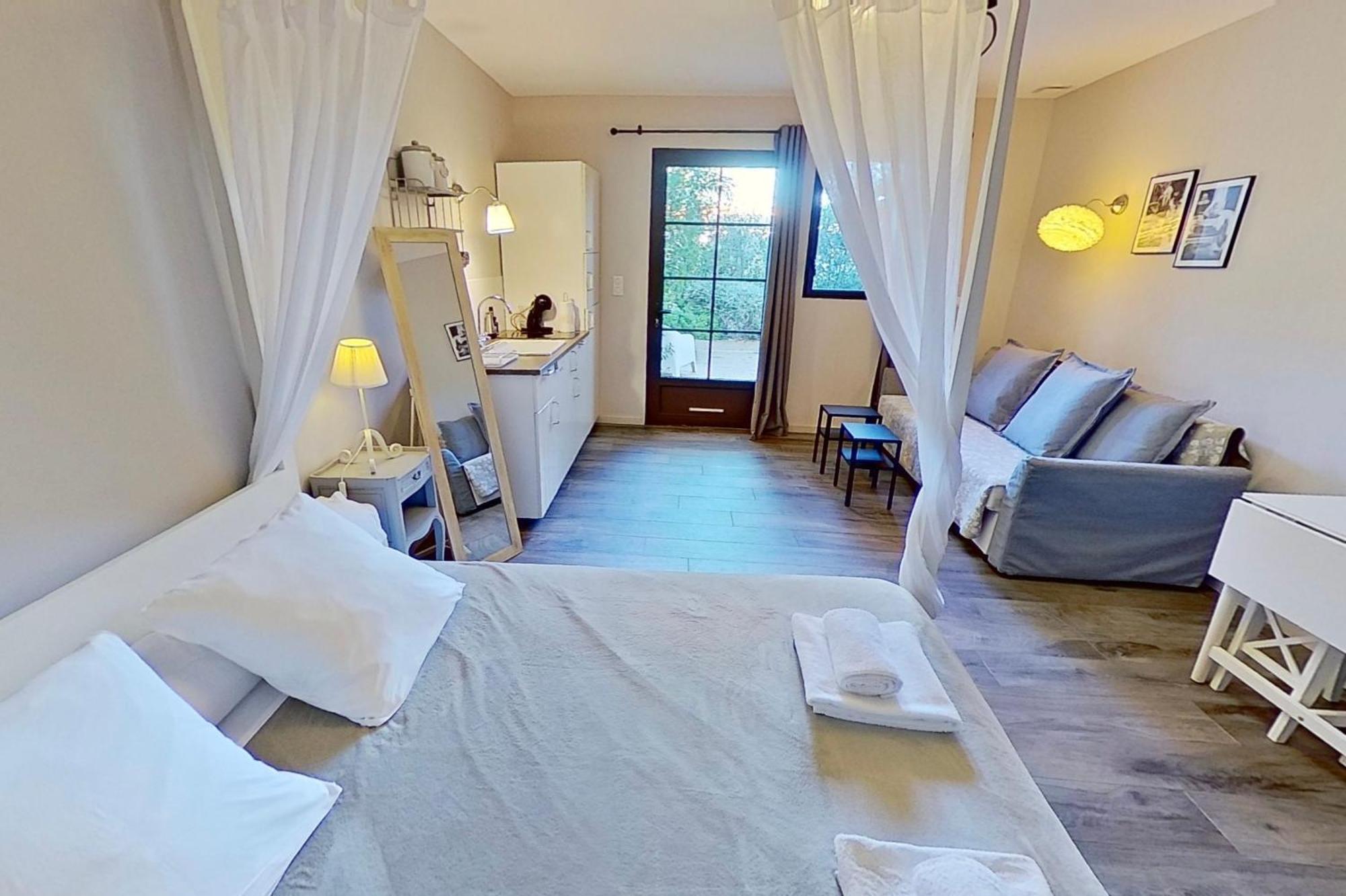 فينوف ليز أفيجْنْ La Villa Dupont D'Avignon المظهر الخارجي الصورة