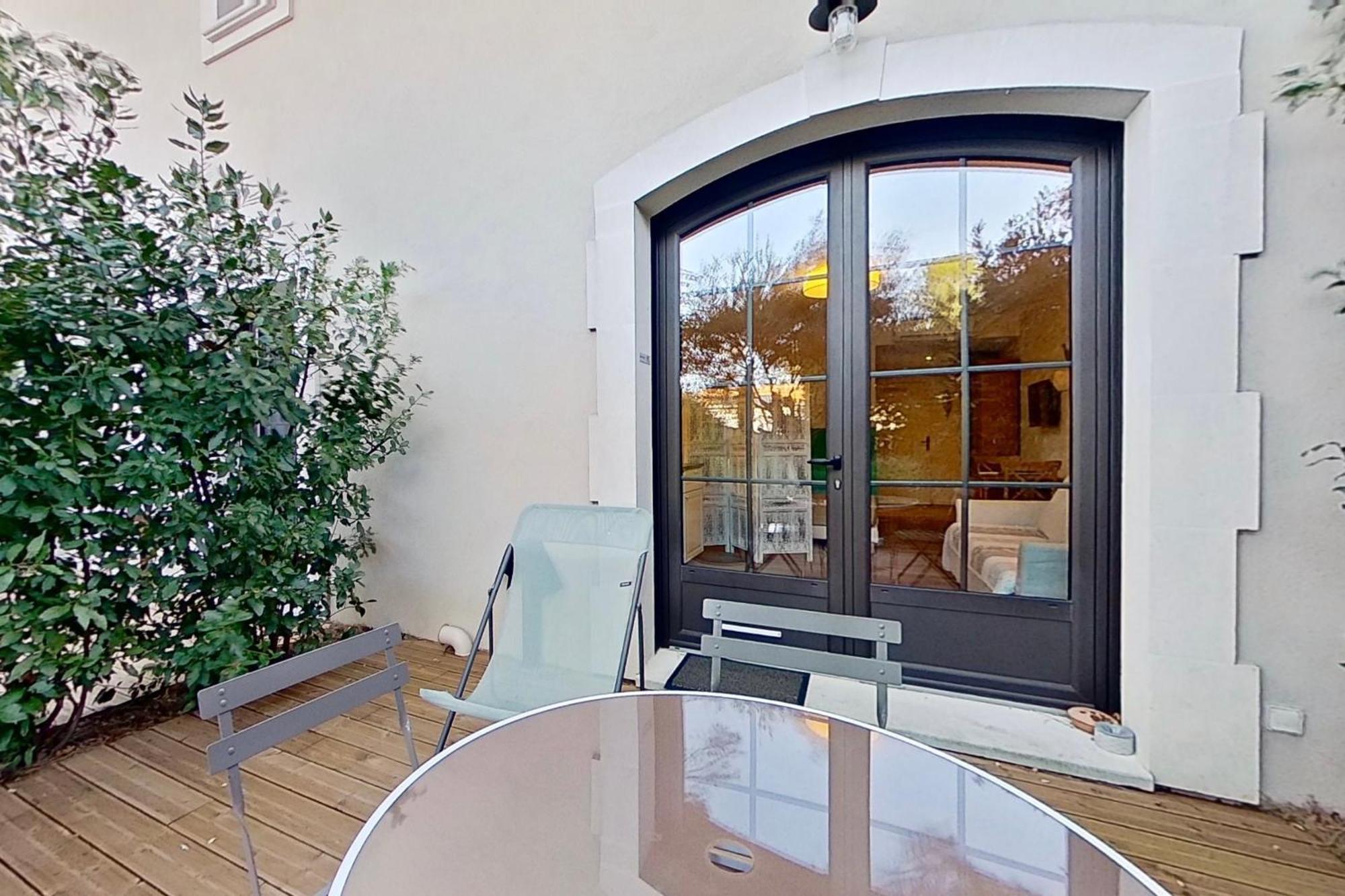 فينوف ليز أفيجْنْ La Villa Dupont D'Avignon المظهر الخارجي الصورة