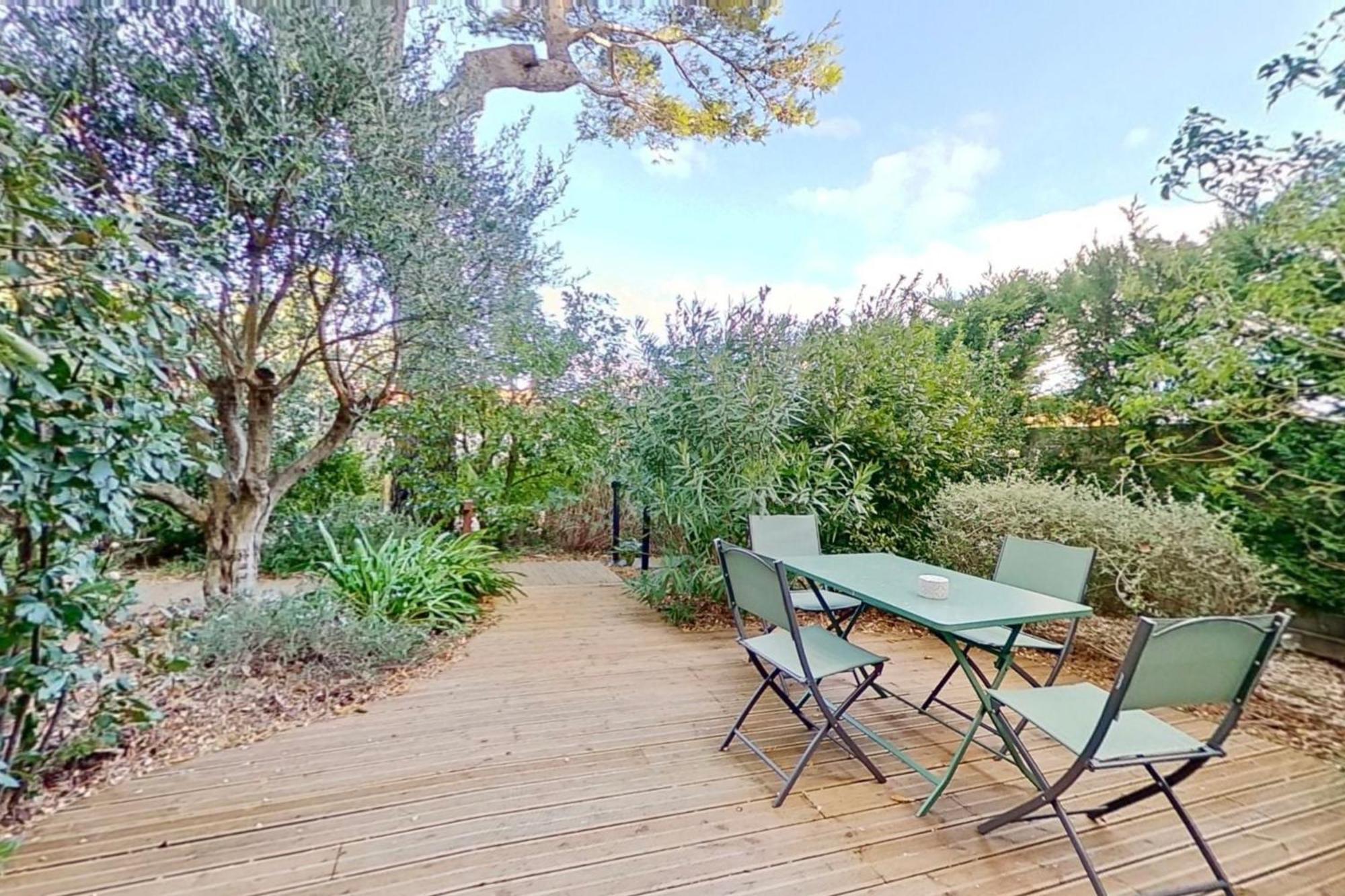 فينوف ليز أفيجْنْ La Villa Dupont D'Avignon المظهر الخارجي الصورة