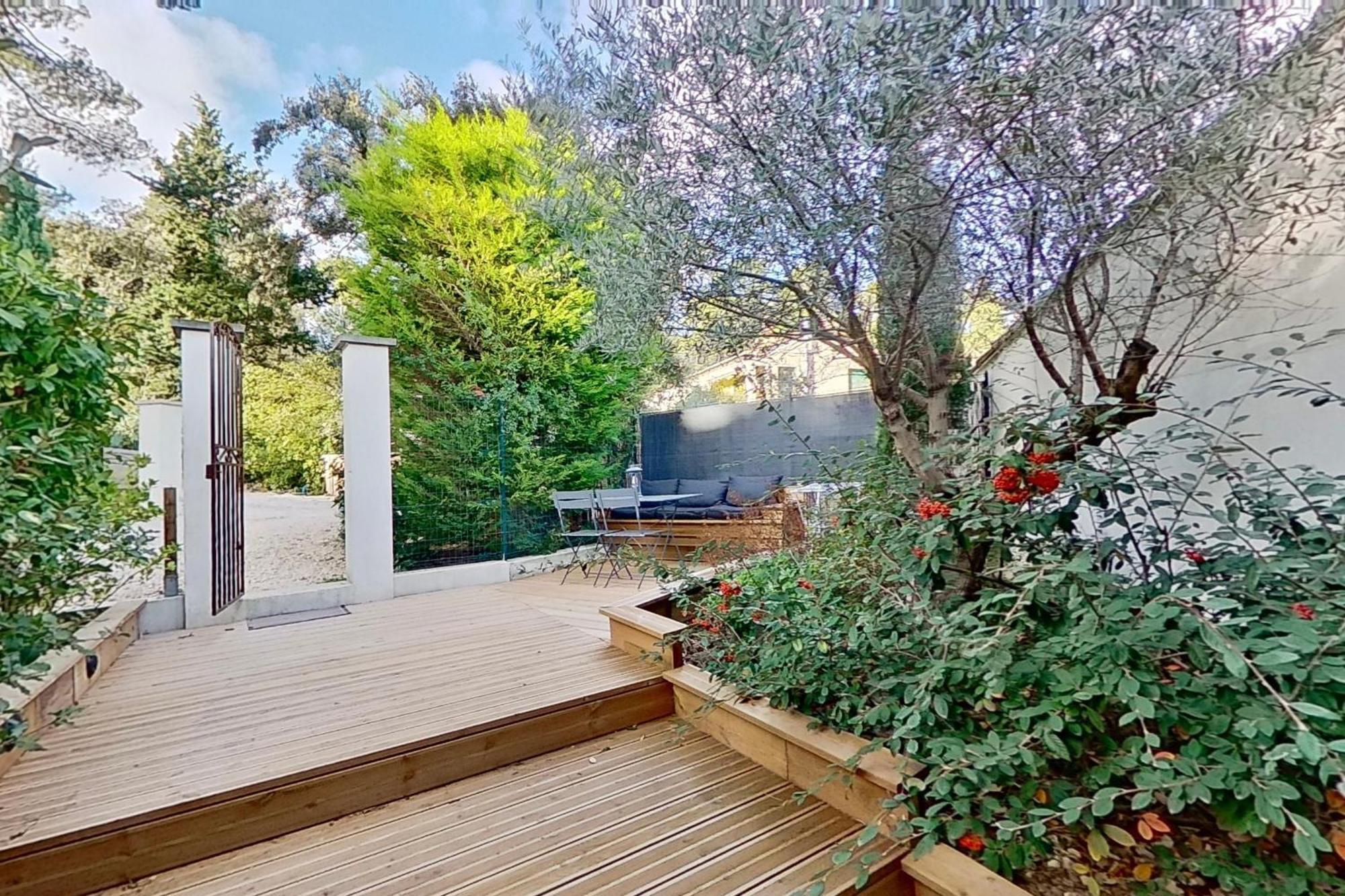 فينوف ليز أفيجْنْ La Villa Dupont D'Avignon المظهر الخارجي الصورة